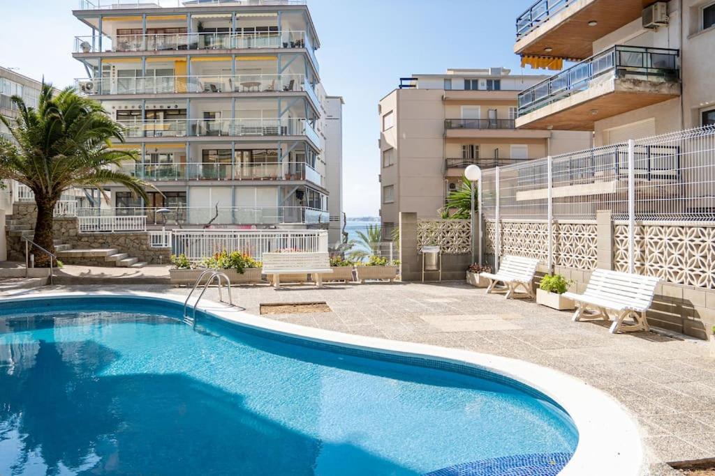 1ªlinea Mar-Piscina-Wifi-Portaventura-Luxury-Chill5 Daire Salou Dış mekan fotoğraf